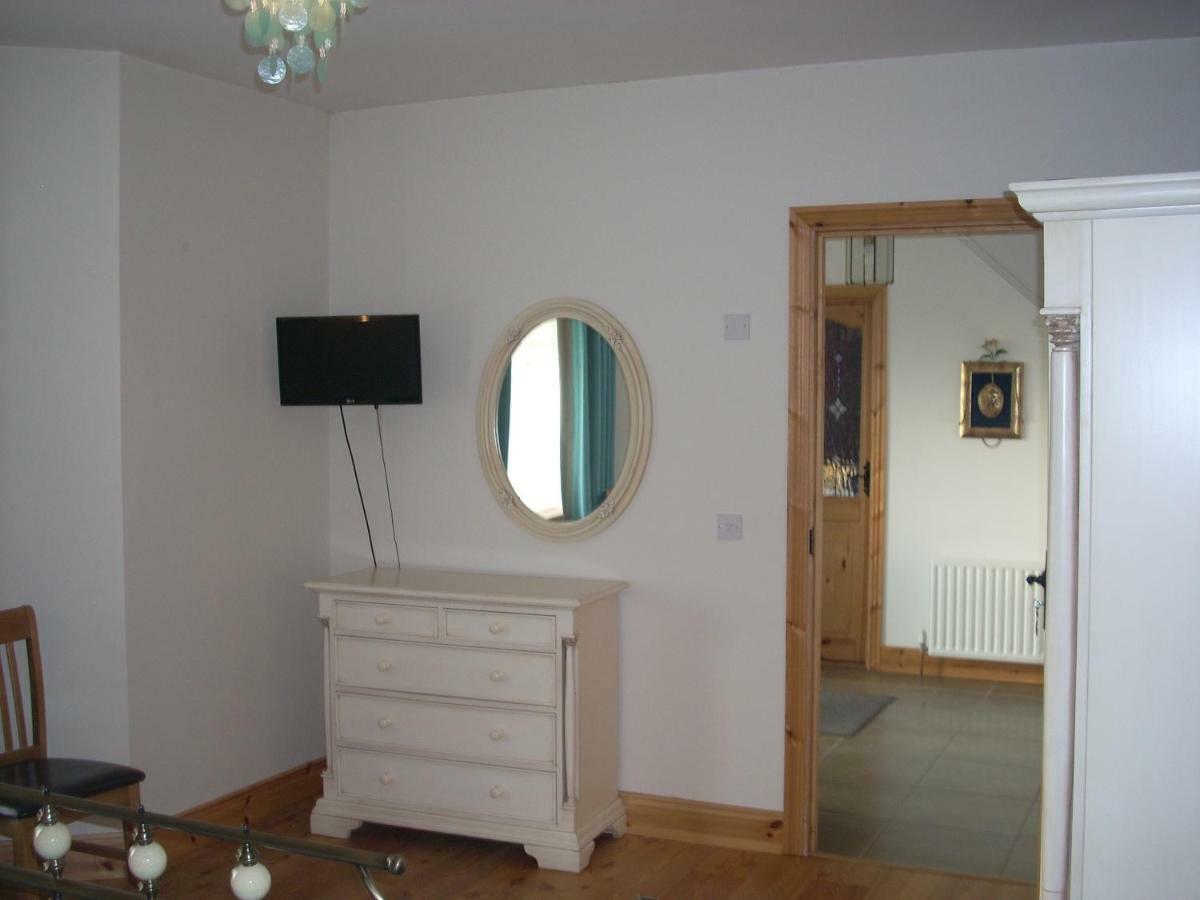 Bed and Breakfast Golden Rose House Нок Екстер'єр фото