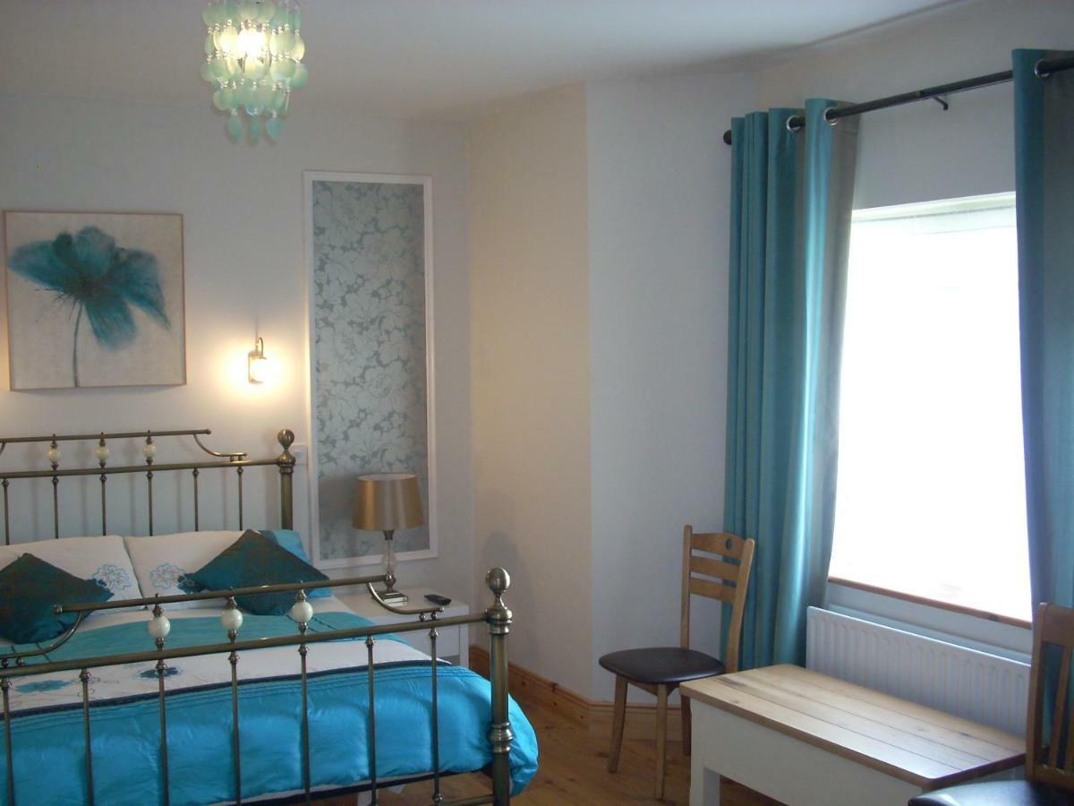 Bed and Breakfast Golden Rose House Нок Екстер'єр фото