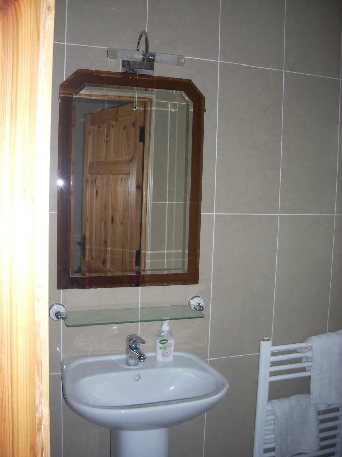 Bed and Breakfast Golden Rose House Нок Екстер'єр фото