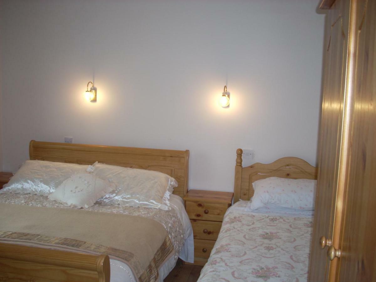 Bed and Breakfast Golden Rose House Нок Екстер'єр фото